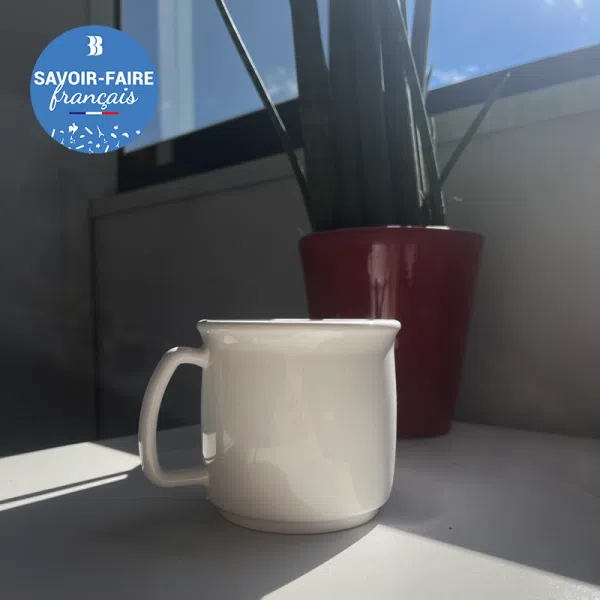 MIF 043 MUG 01