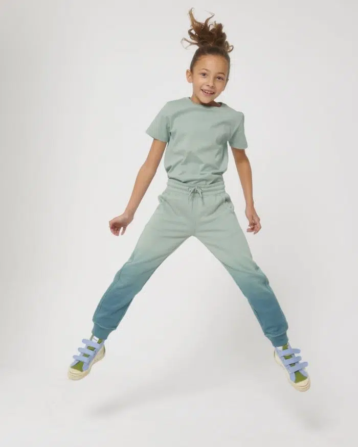 STBK943 / Mini Shake Dip Dye