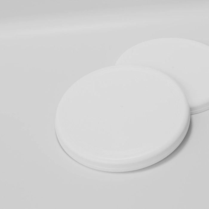 Frisbee – Image 2