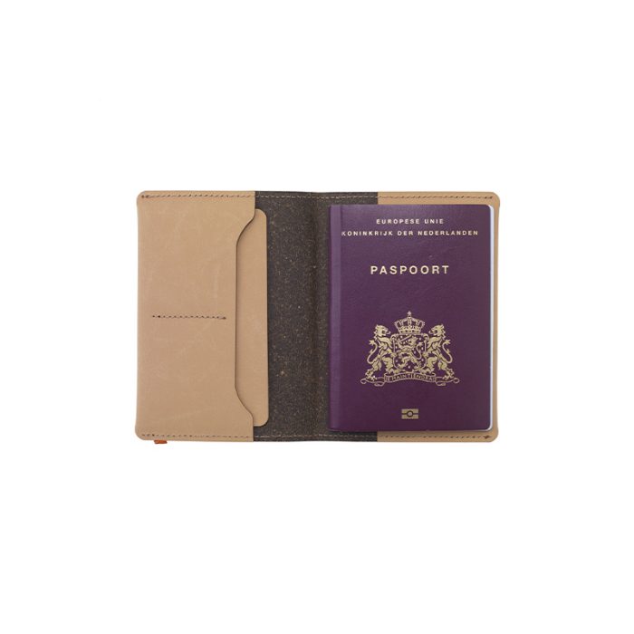 Protège-passeport cuir recyclé – Image 5